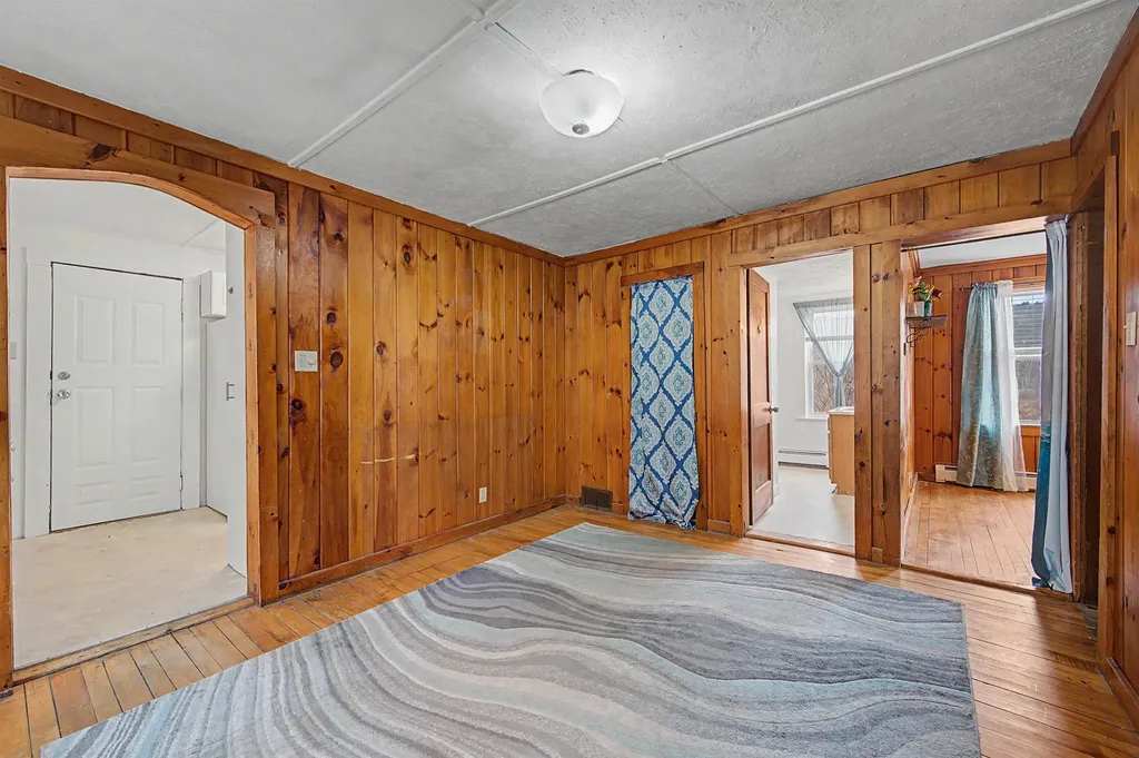 88 Cash Street Croydon NH 03773