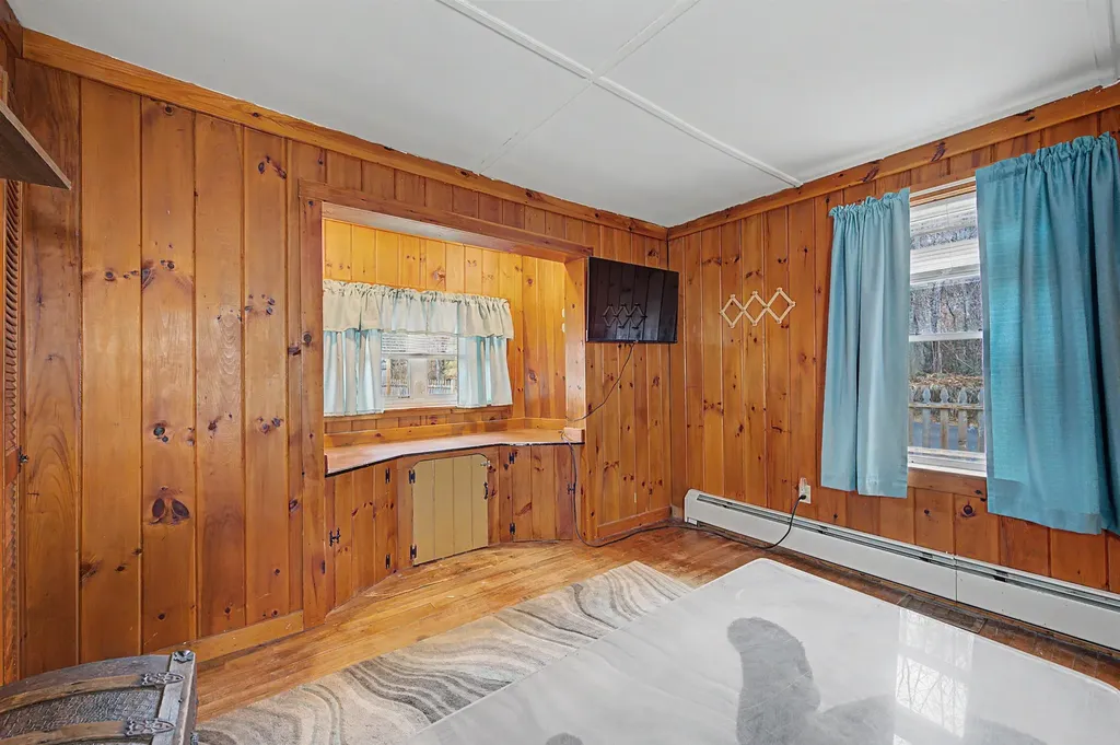 88 Cash Street Croydon NH 03773