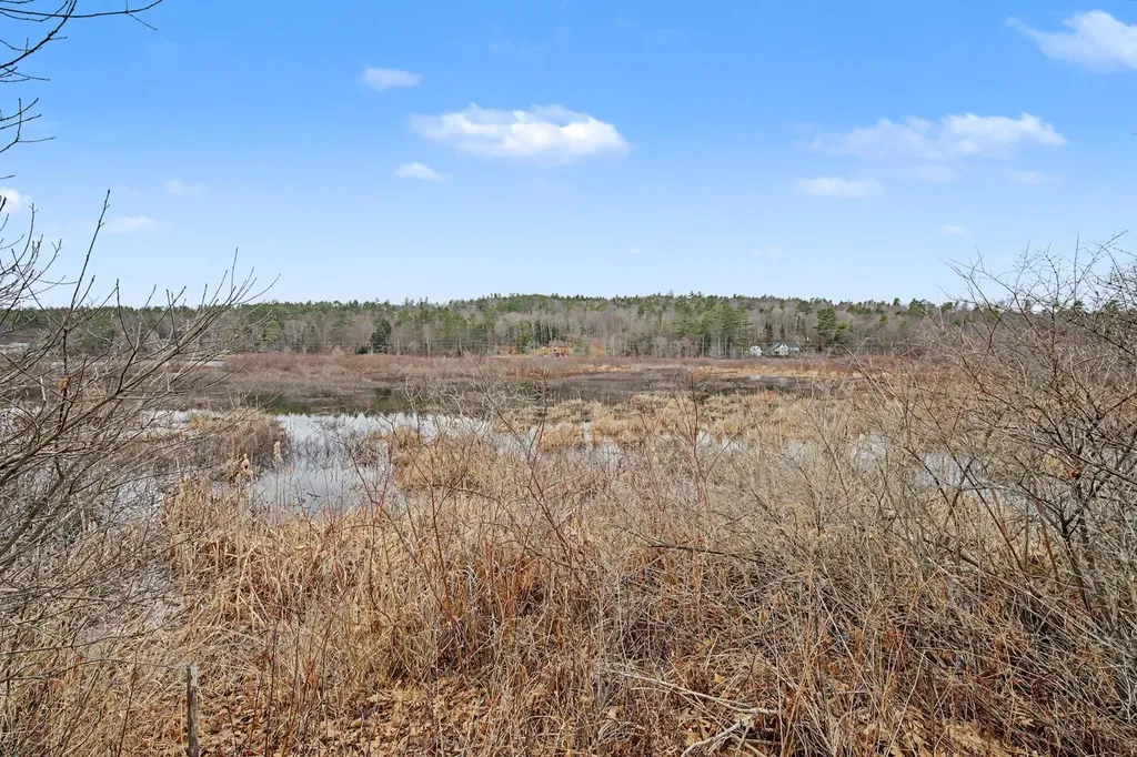 88 Cash Street Croydon NH 03773