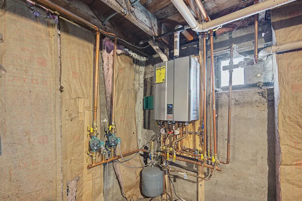 88 Cash Street Croydon NH 03773