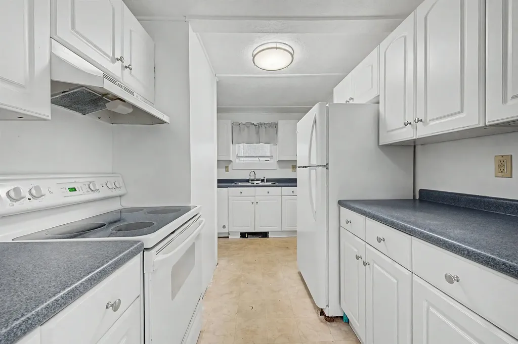 88 Cash Street Croydon NH 03773