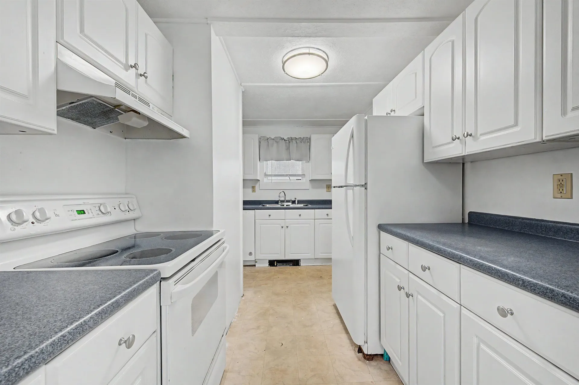 88 Cash Street Croydon NH 03773