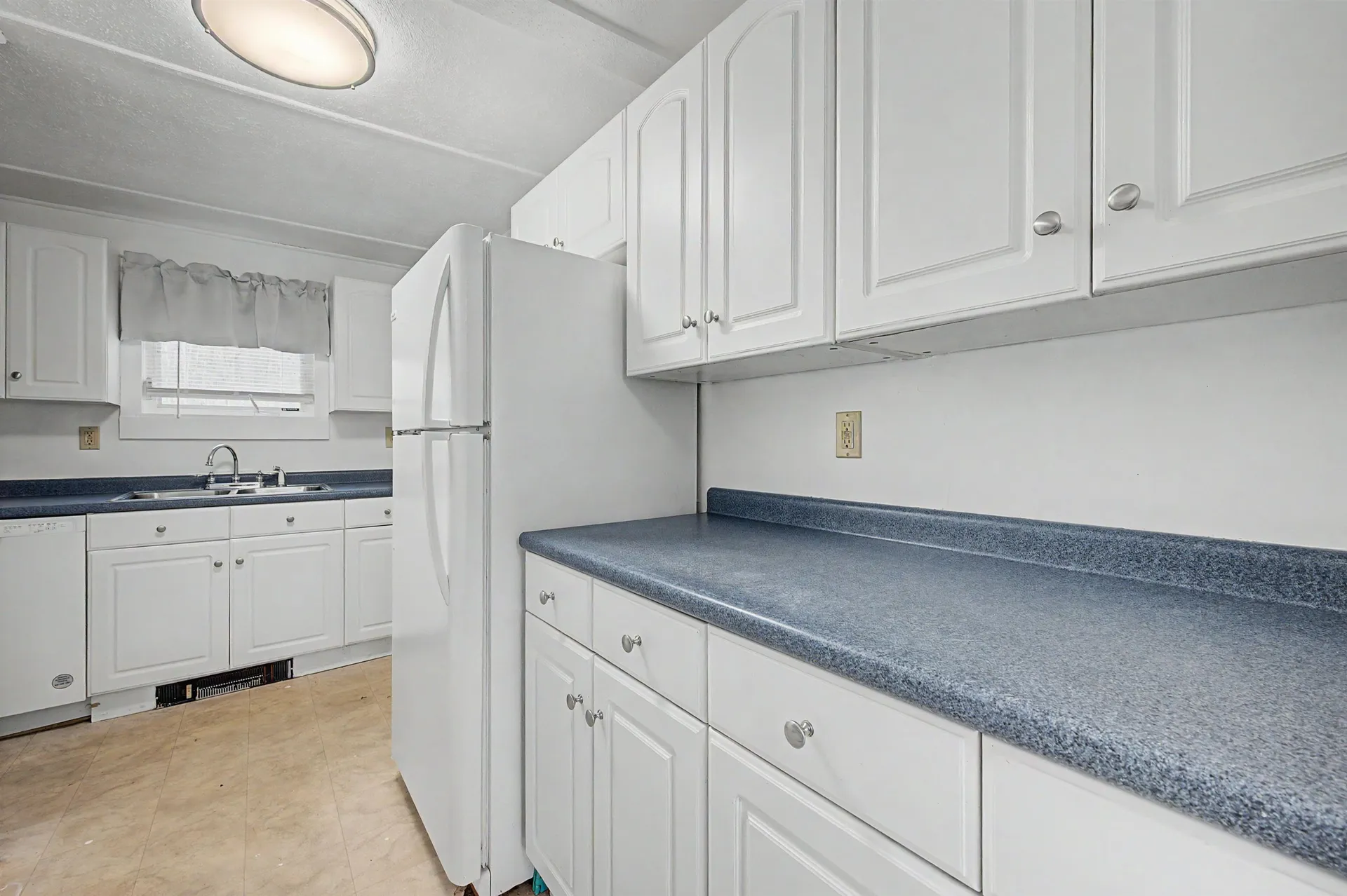 88 Cash Street Croydon NH 03773