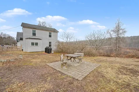 88 Cash Street Croydon NH 03773