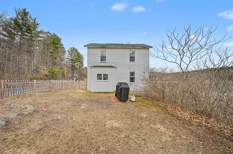 88 Cash Street Croydon NH 03773