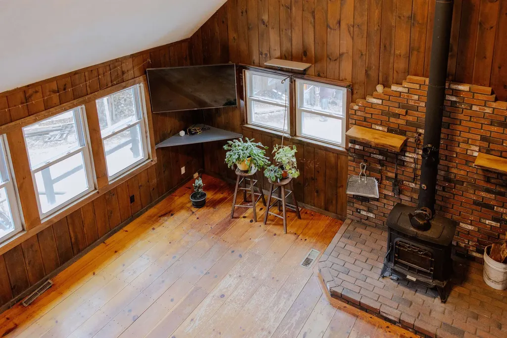 162 Sandy Hollow Road Fitzwilliam NH 03447