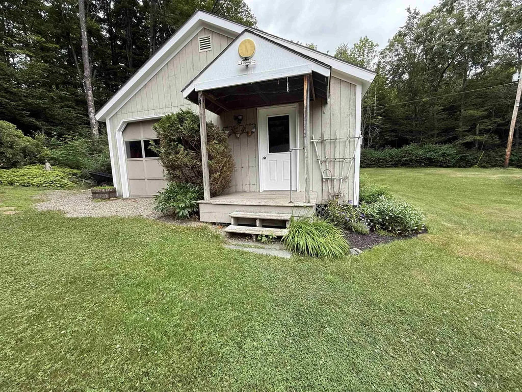 1226 Brainstorm Road Braintree VT 05060