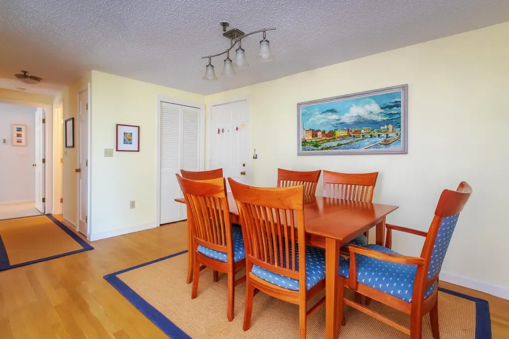 407 Ocean Boulevard Hampton NH 03842