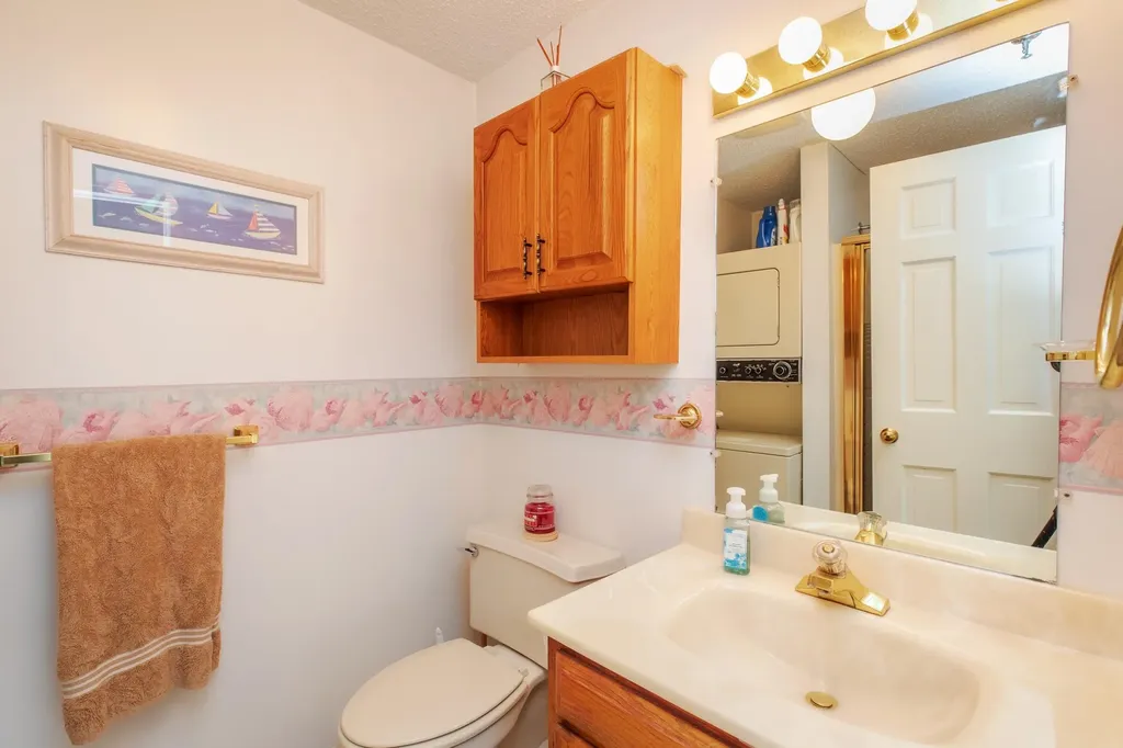 407 Ocean Boulevard Hampton NH 03842