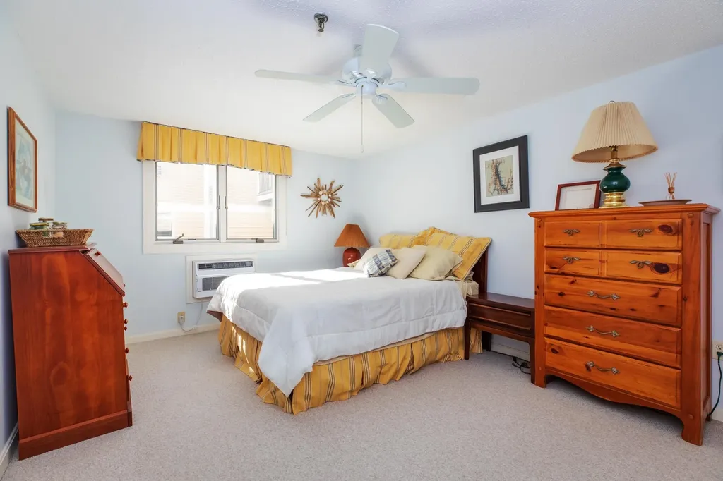 407 Ocean Boulevard Hampton NH 03842
