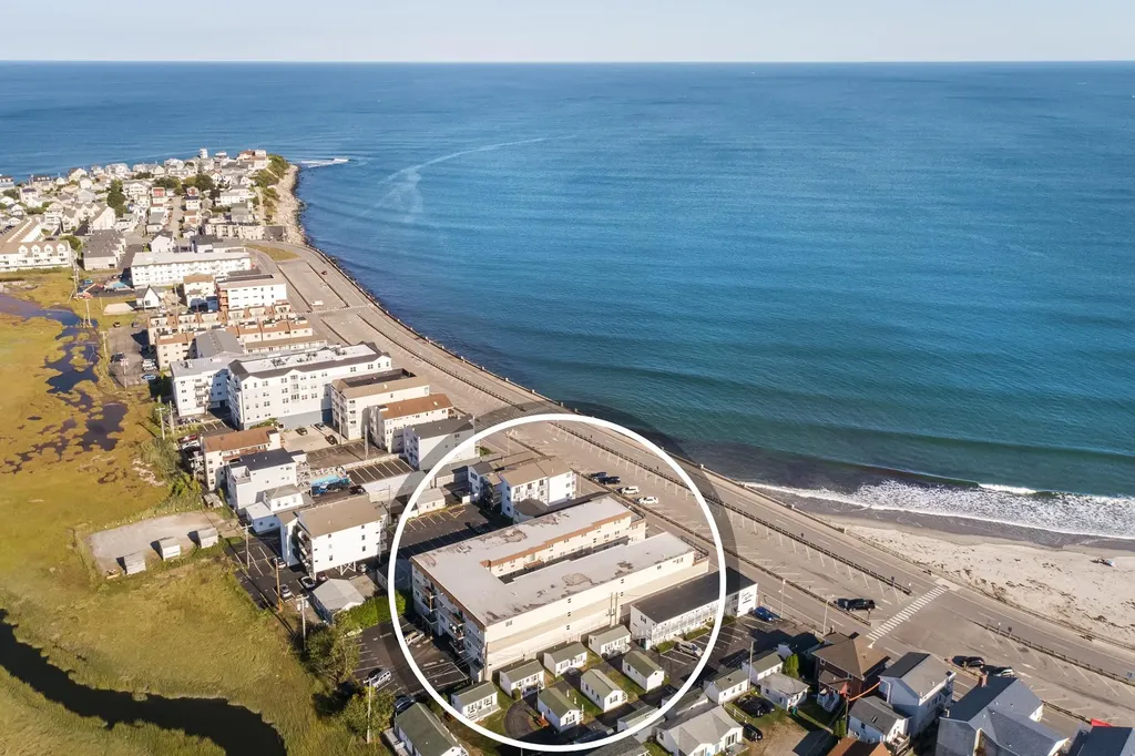 407 Ocean Boulevard Hampton NH 03842