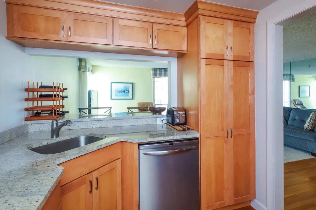 407 Ocean Boulevard Hampton NH 03842
