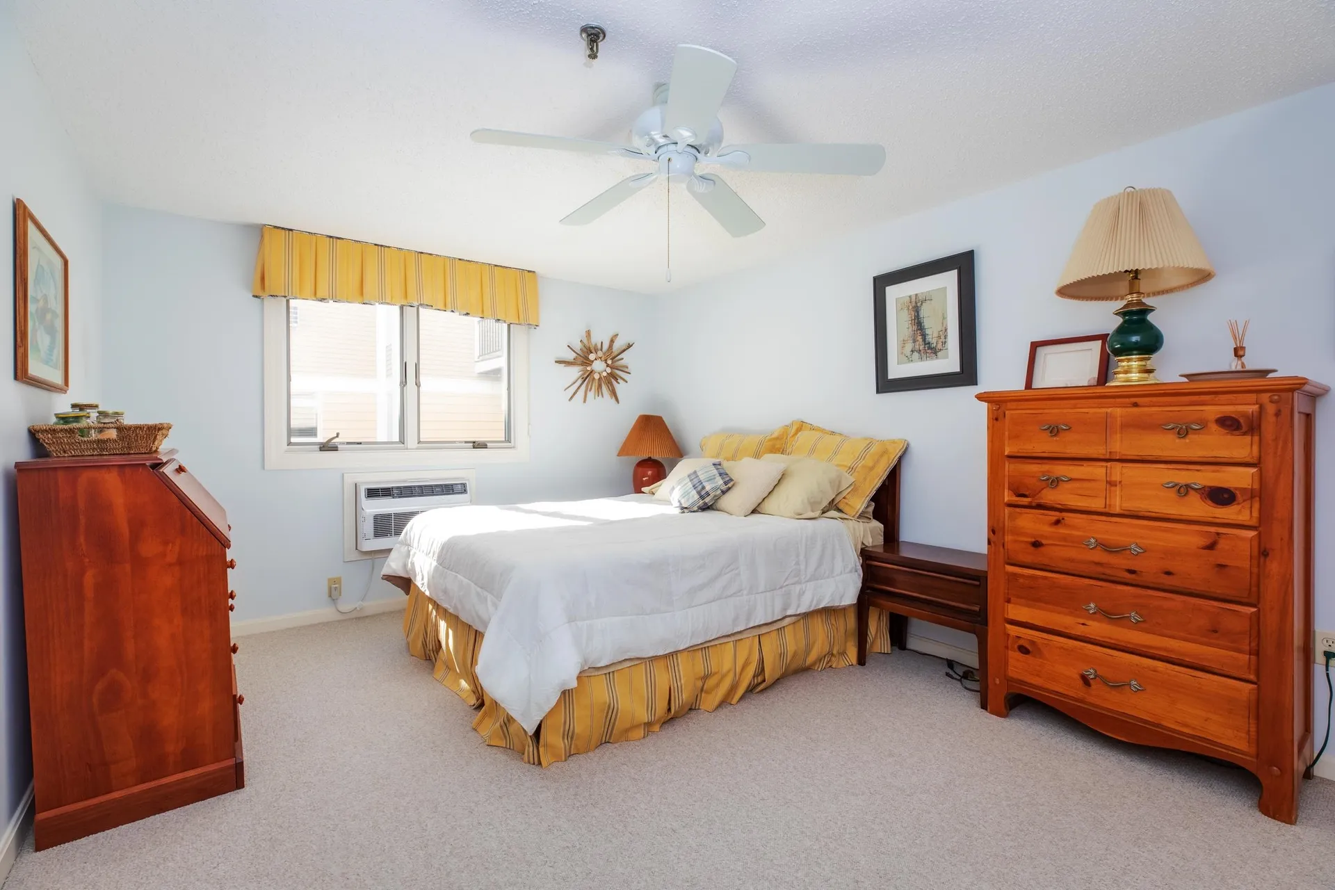 407 Ocean Boulevard Hampton NH 03842
