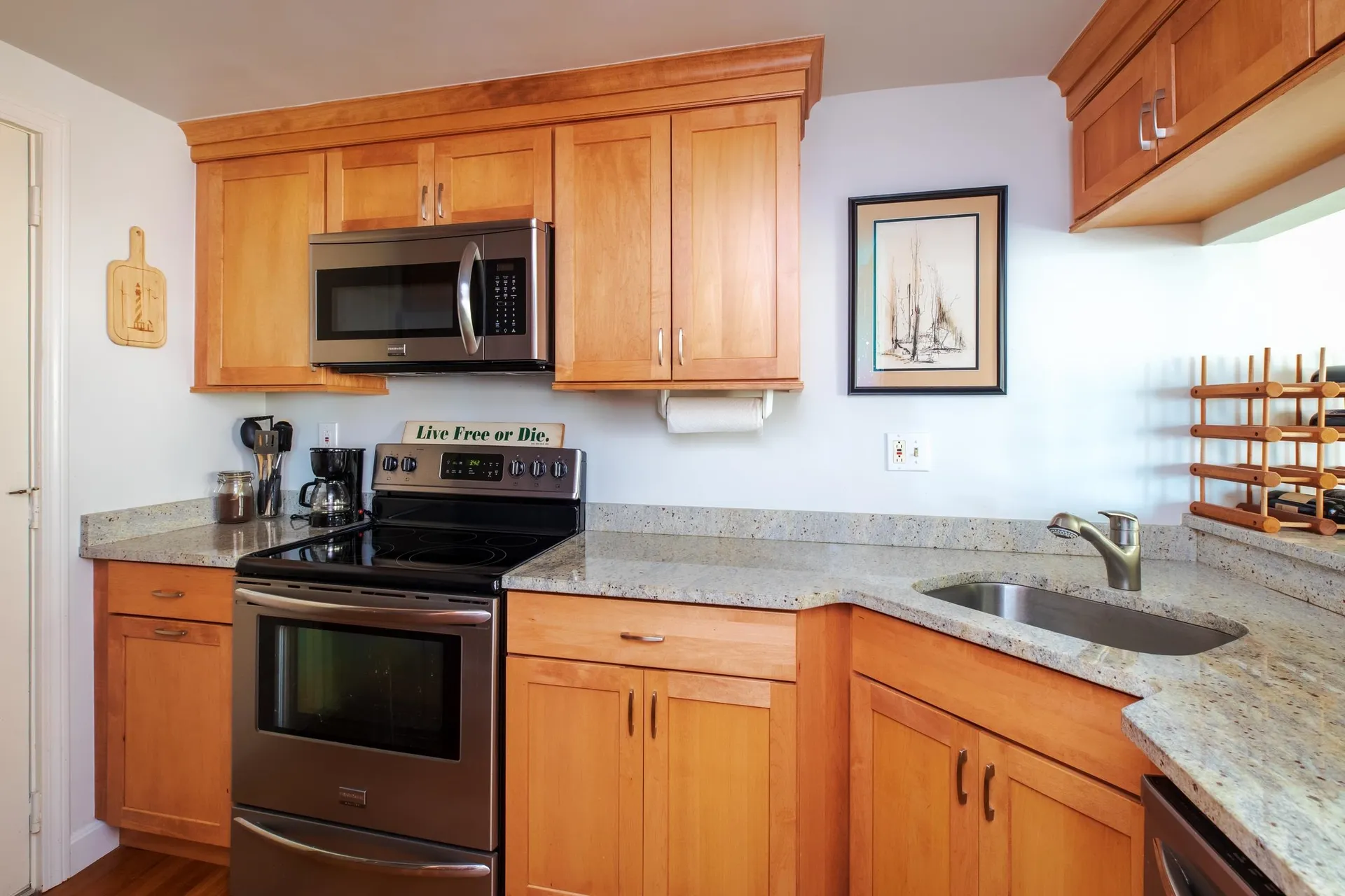 407 Ocean Boulevard Hampton NH 03842