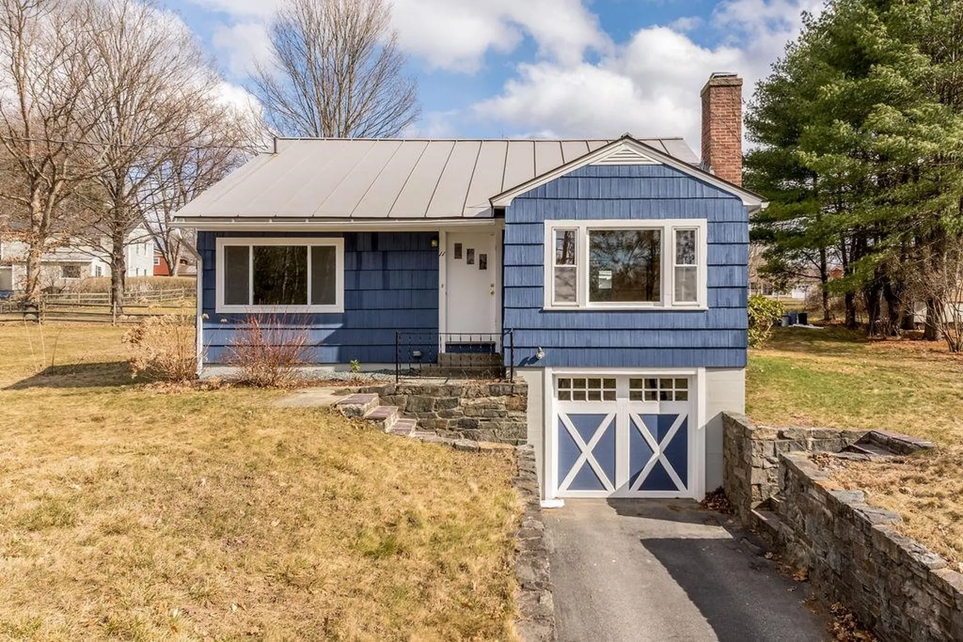 11 Crawford Avenue Lebanon NH 03784