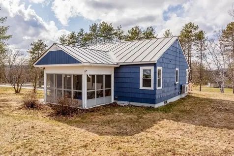 11 Crawford Avenue Lebanon NH 03784