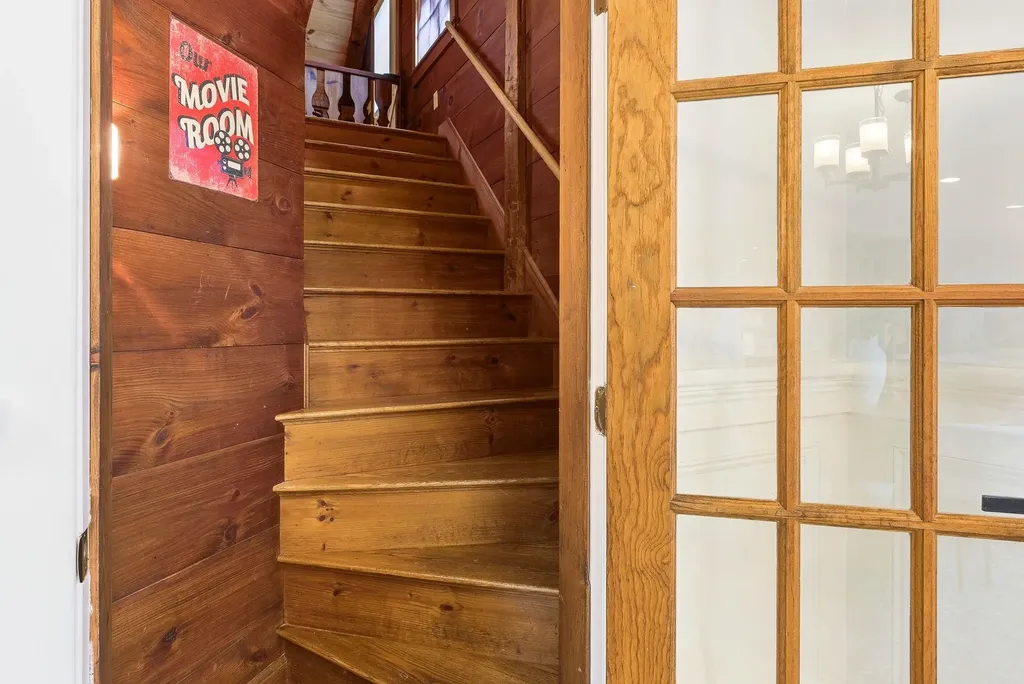 197 Liberty Hill Road Bedford NH 03110-5628