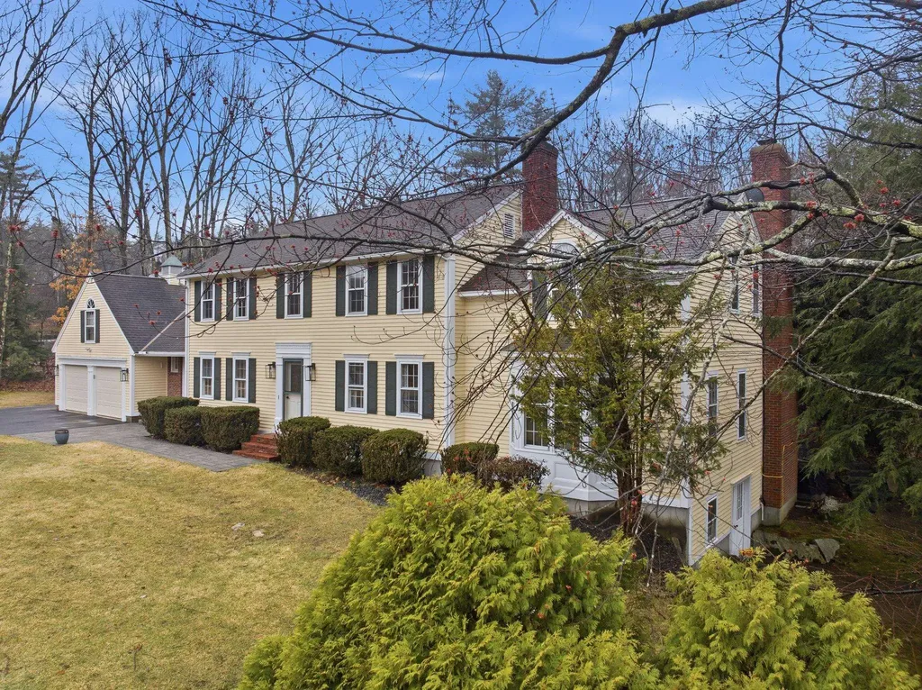 197 Liberty Hill Road Bedford NH 03110-5628