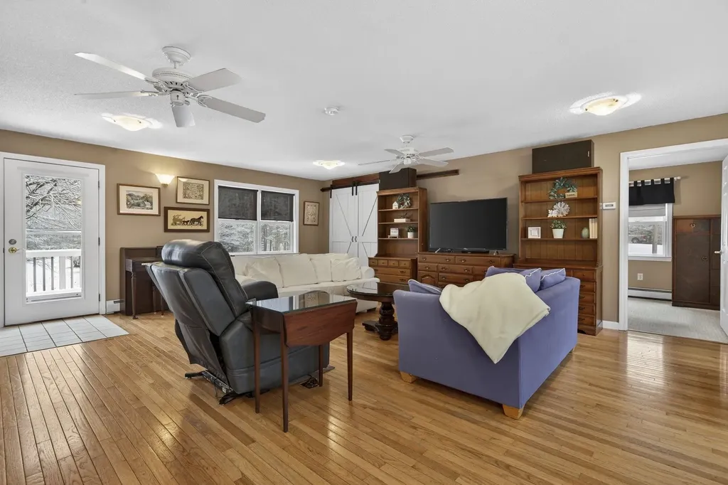 218 Old Turnpike Road Northwood NH 03261