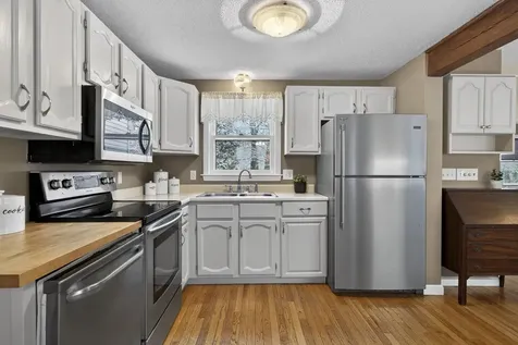 218 Old Turnpike Road Northwood NH 03261