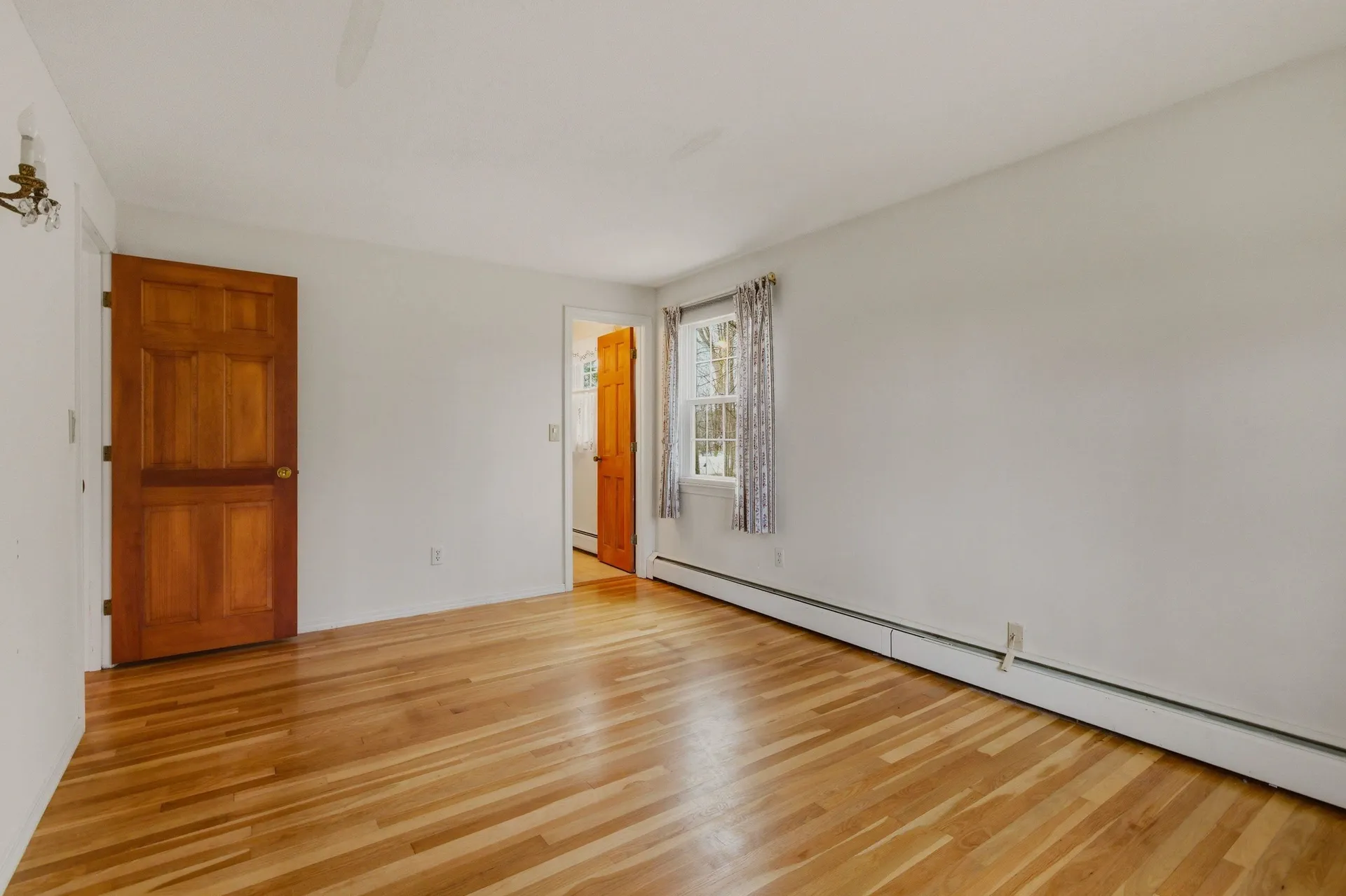 6 Alden Avenue North Hampton NH 03862