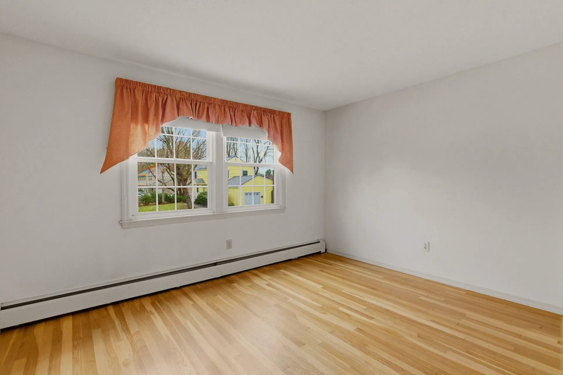 6 Alden Avenue North Hampton NH 03862