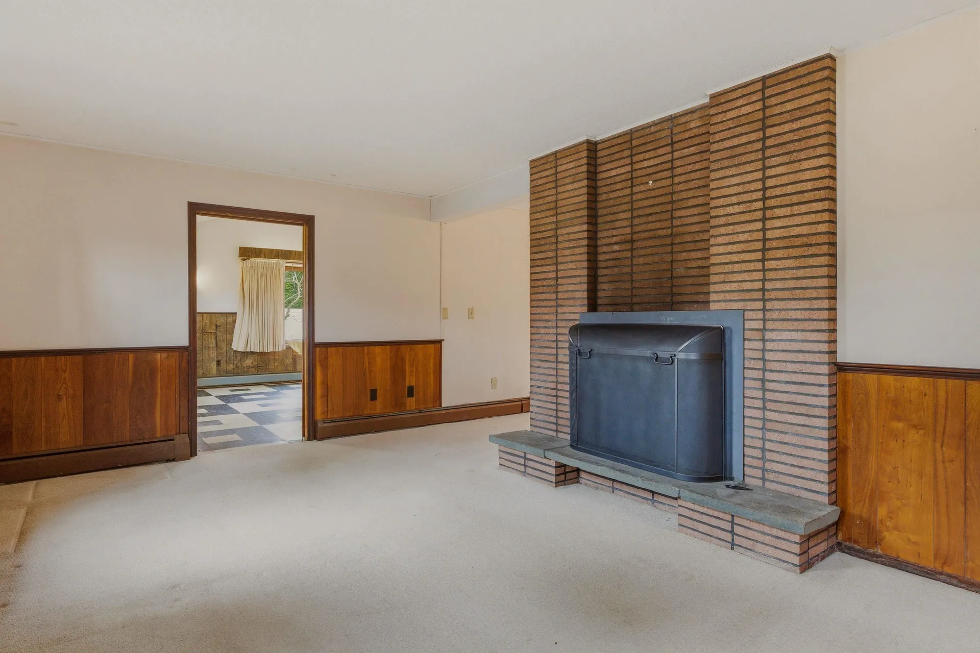 6 Alden Avenue North Hampton NH 03862