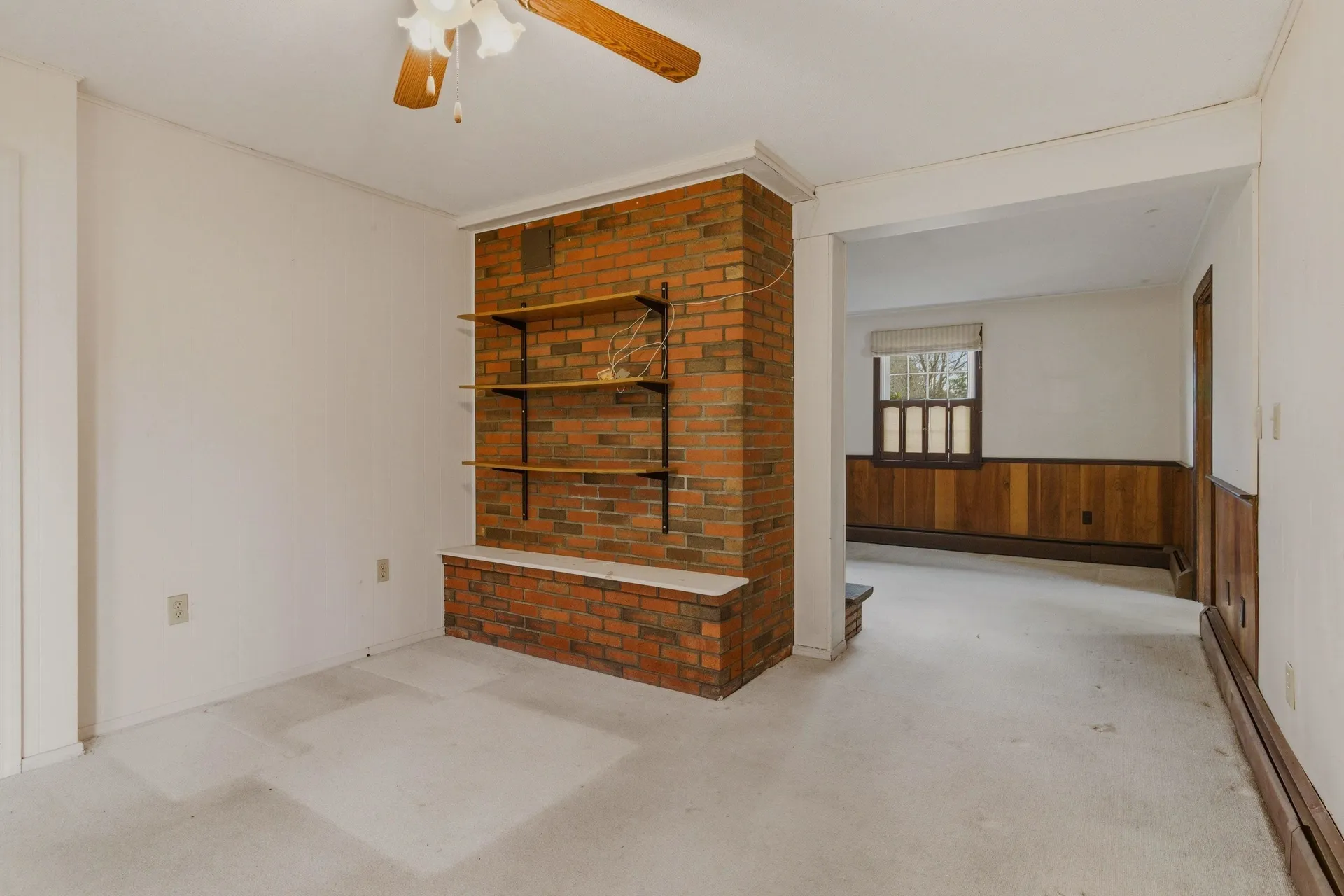 6 Alden Avenue North Hampton NH 03862