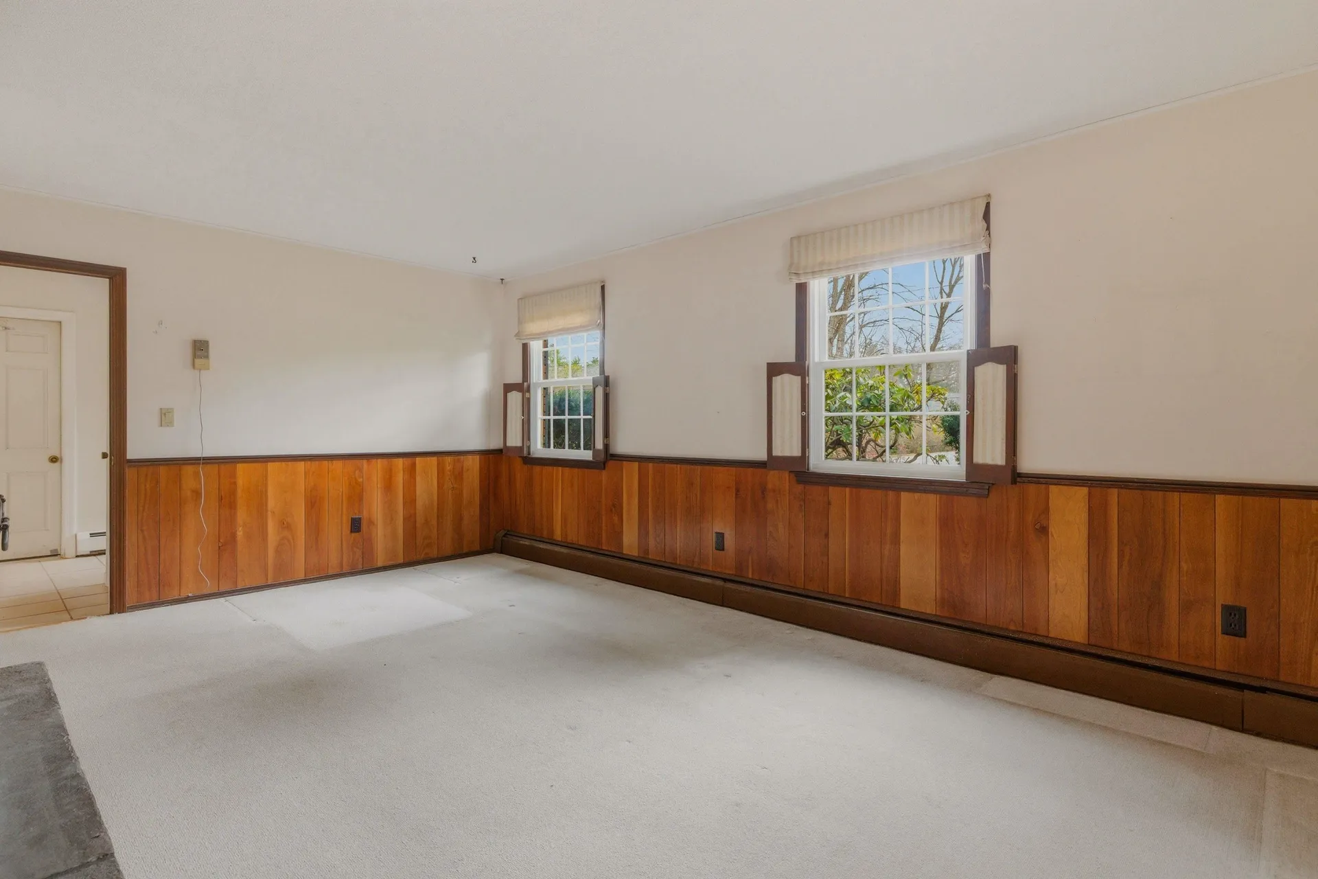 6 Alden Avenue North Hampton NH 03862