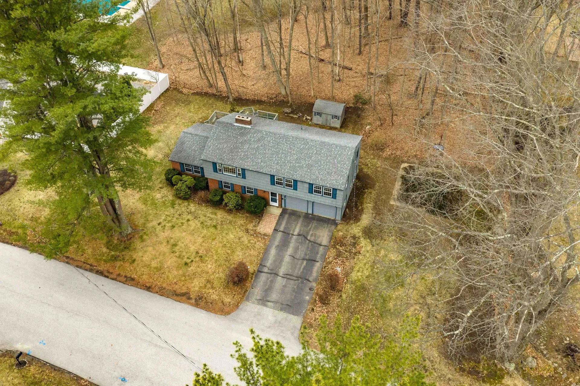 6 Alden Avenue North Hampton NH 03862