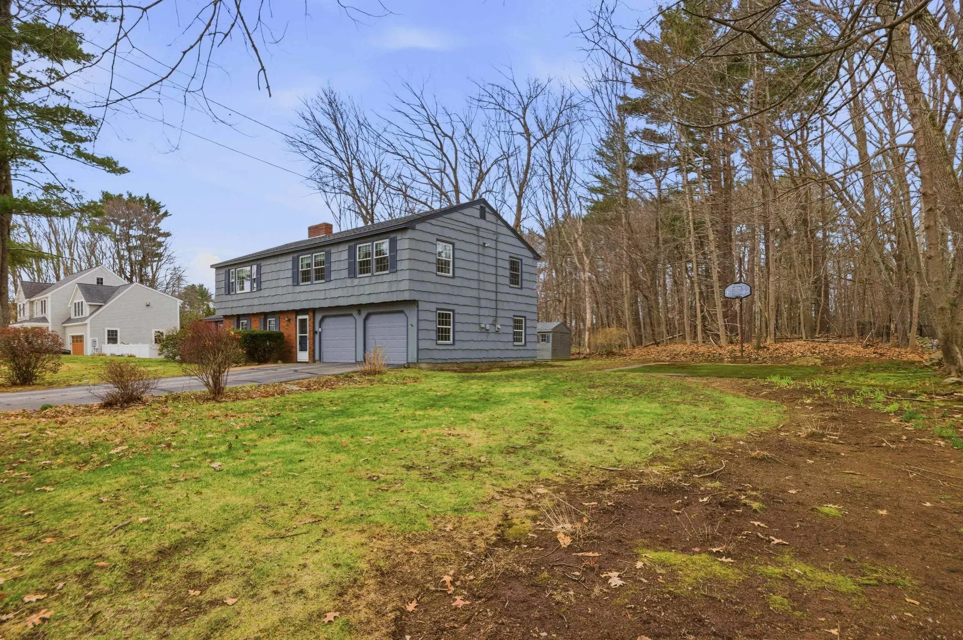 6 Alden Avenue North Hampton NH 03862