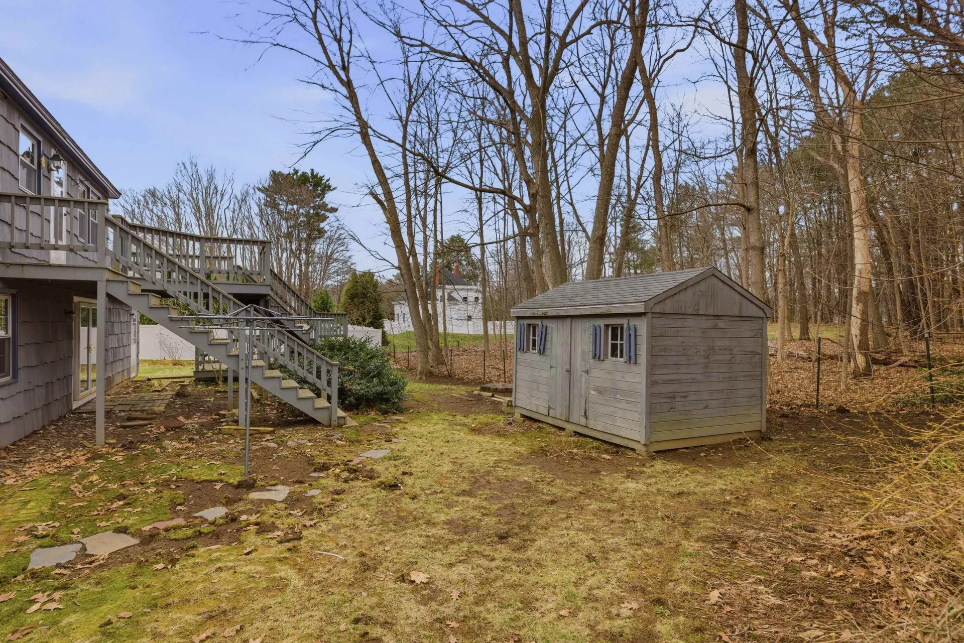 6 Alden Avenue North Hampton NH 03862