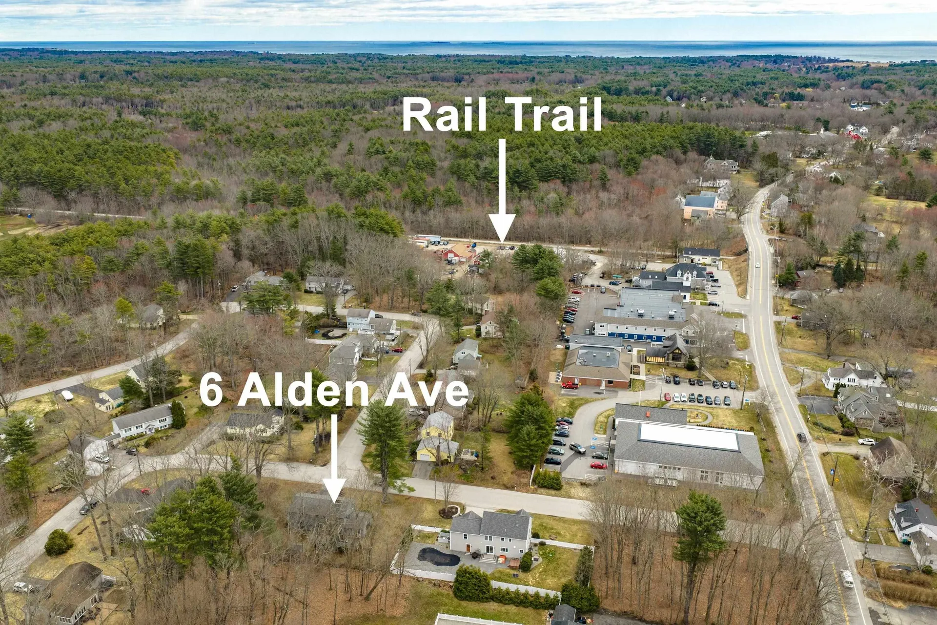 6 Alden Avenue North Hampton NH 03862