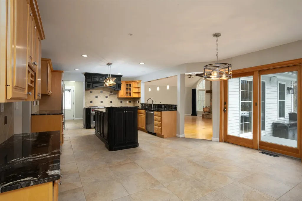 10 Quarry Road Hooksett NH 03106