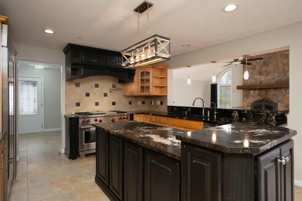 10 Quarry Road Hooksett NH 03106