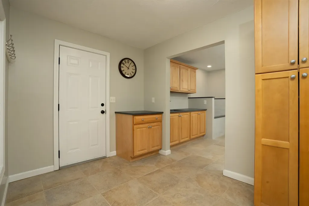 10 Quarry Road Hooksett NH 03106