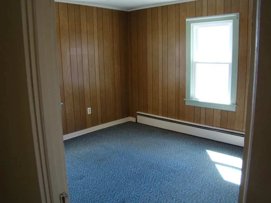 2122 Vt. Route 140 Highway Poultney VT 05764