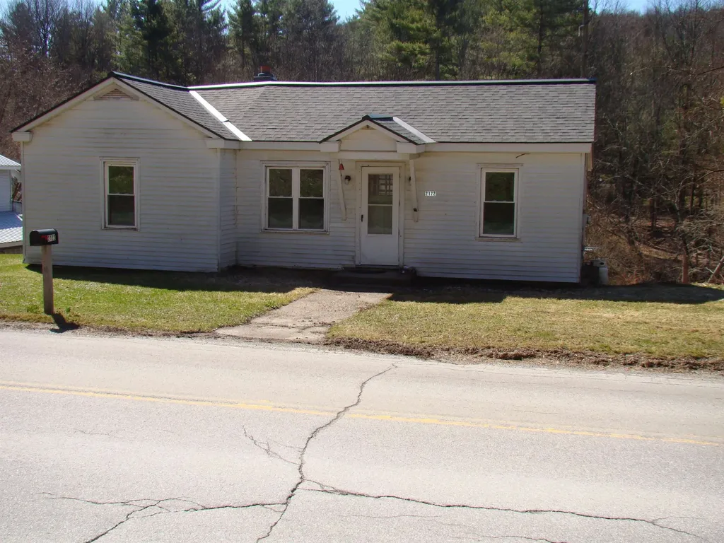 2122 Vt. Route 140 Highway Poultney VT 05764