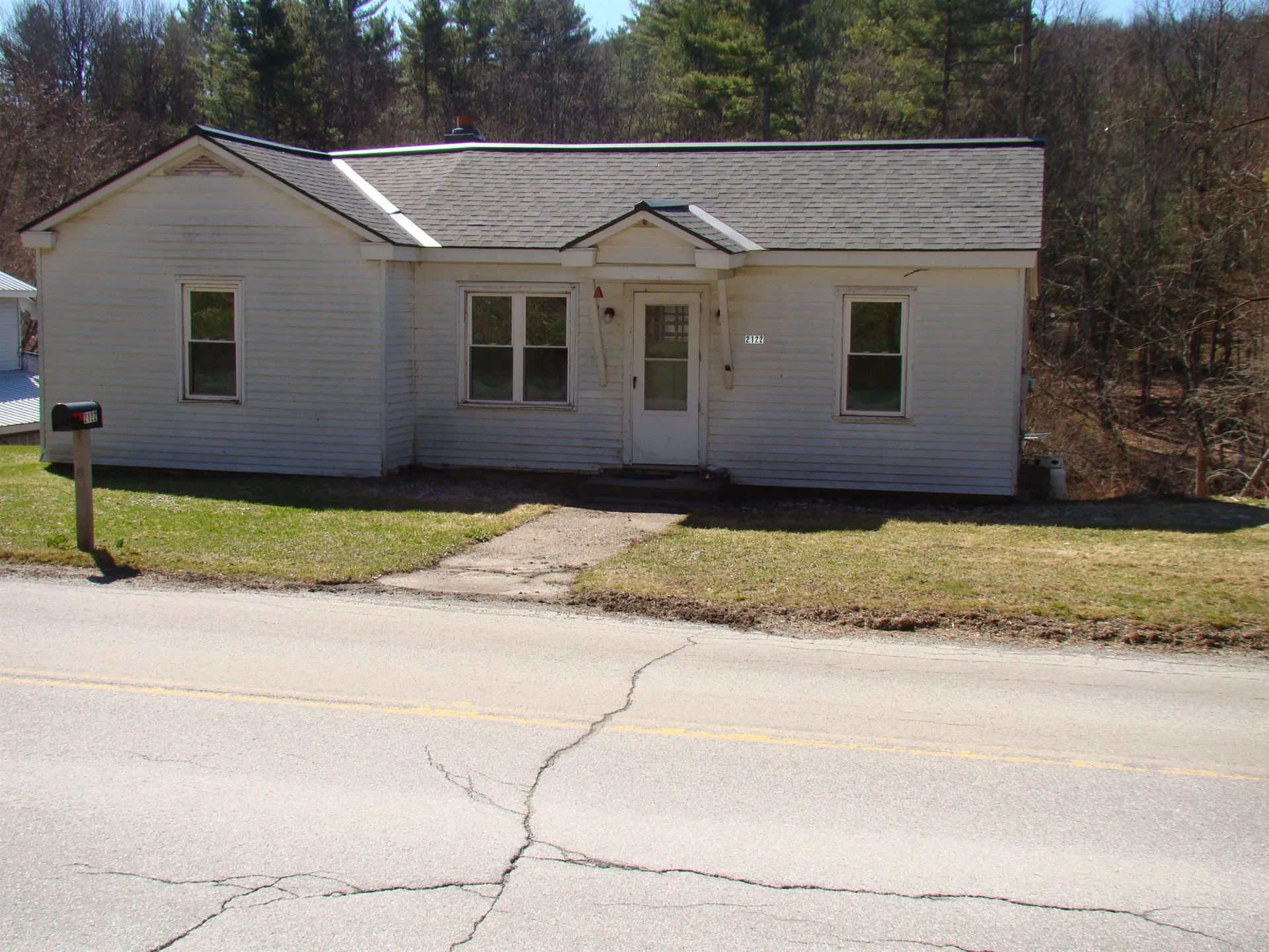 2122 Vt. Route 140 Highway Poultney VT 05764