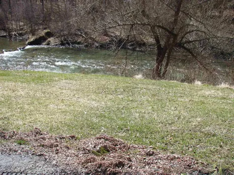 2122 Vt. Route 140 Highway Poultney VT 05764