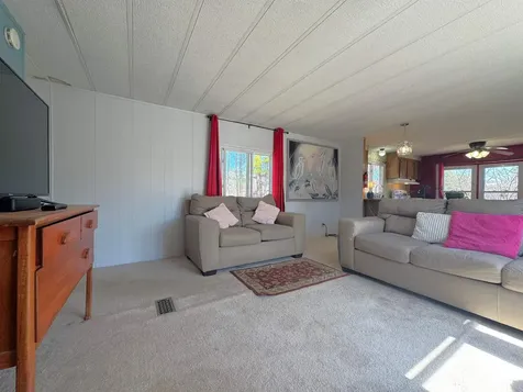 20 Country Way Goffstown NH 03045