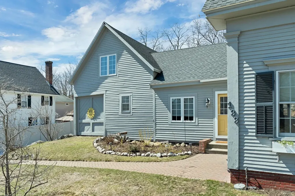 133 Main Street Meredith NH 03253