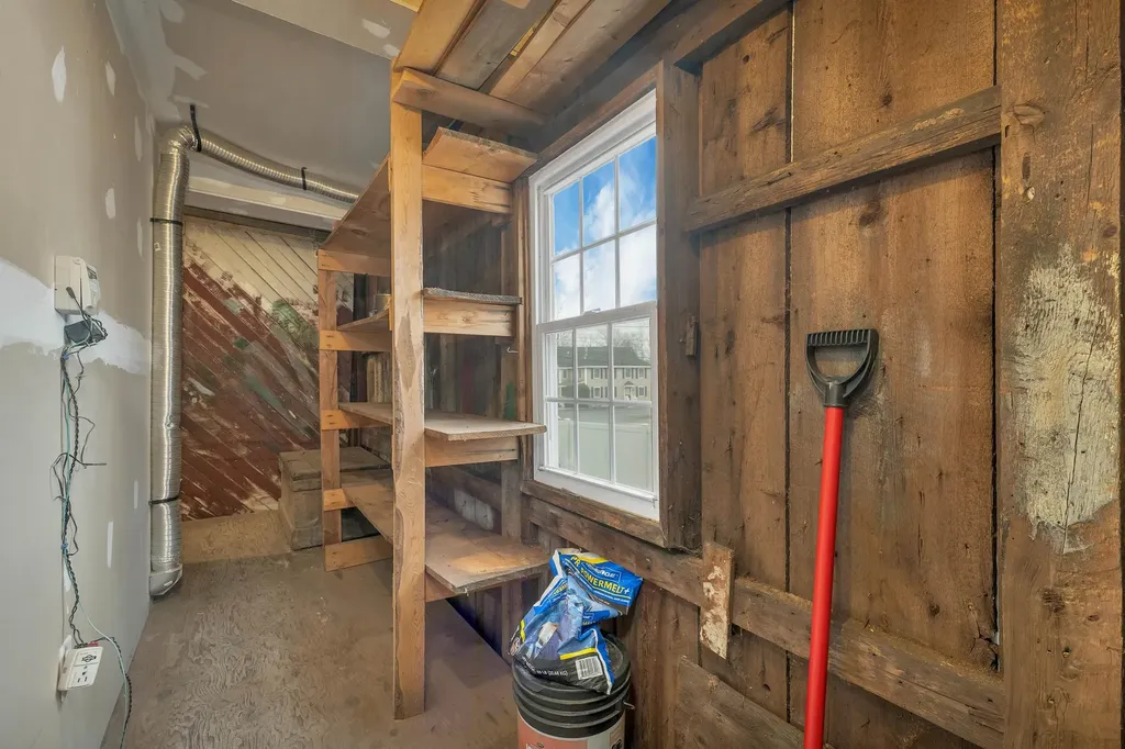 133 Main Street Meredith NH 03253