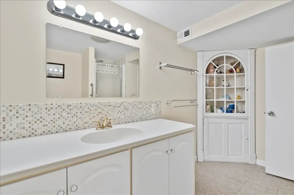 111 Red Oak Drive Colchester VT 05446