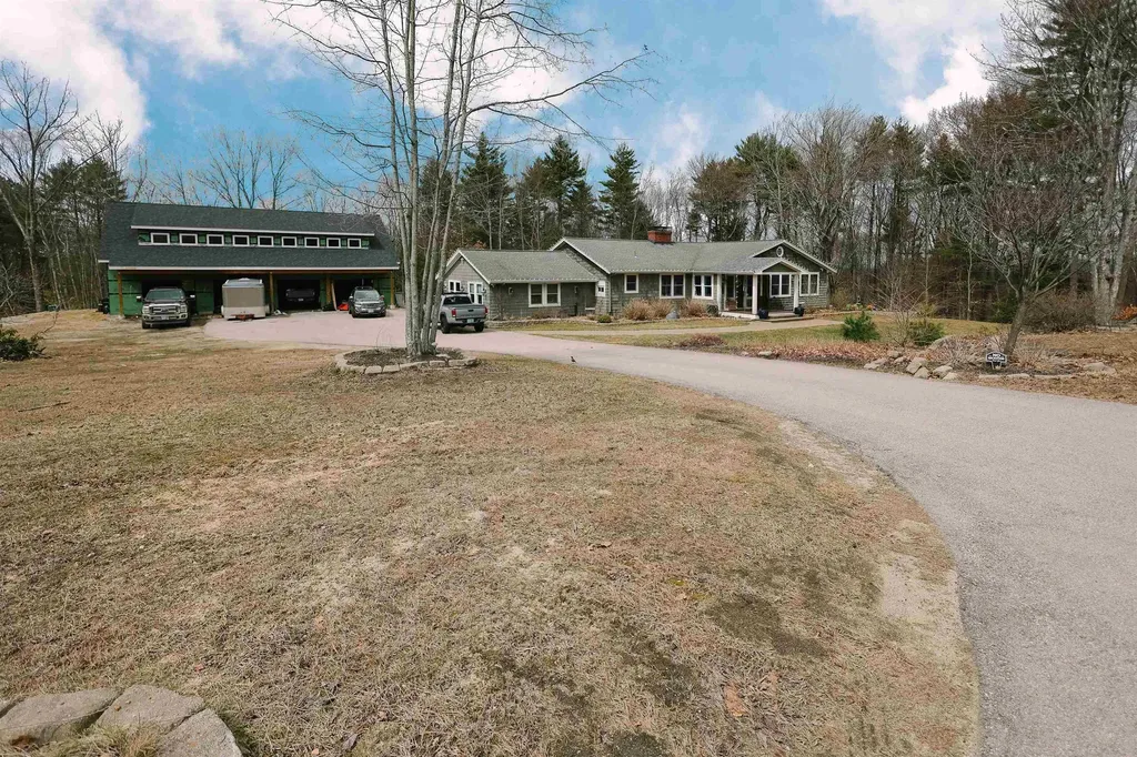1 Bona Vista Drive Bow NH 03304