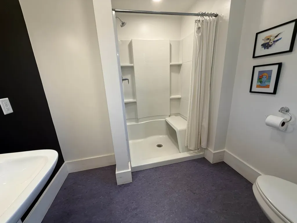 81 Chapin Street Brattleboro VT 05301