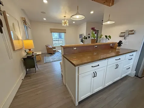 81 Chapin Street Brattleboro VT 05301