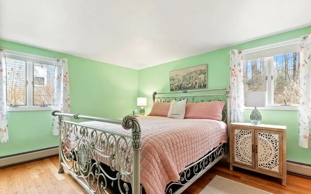 79 East Street Claremont NH 03743