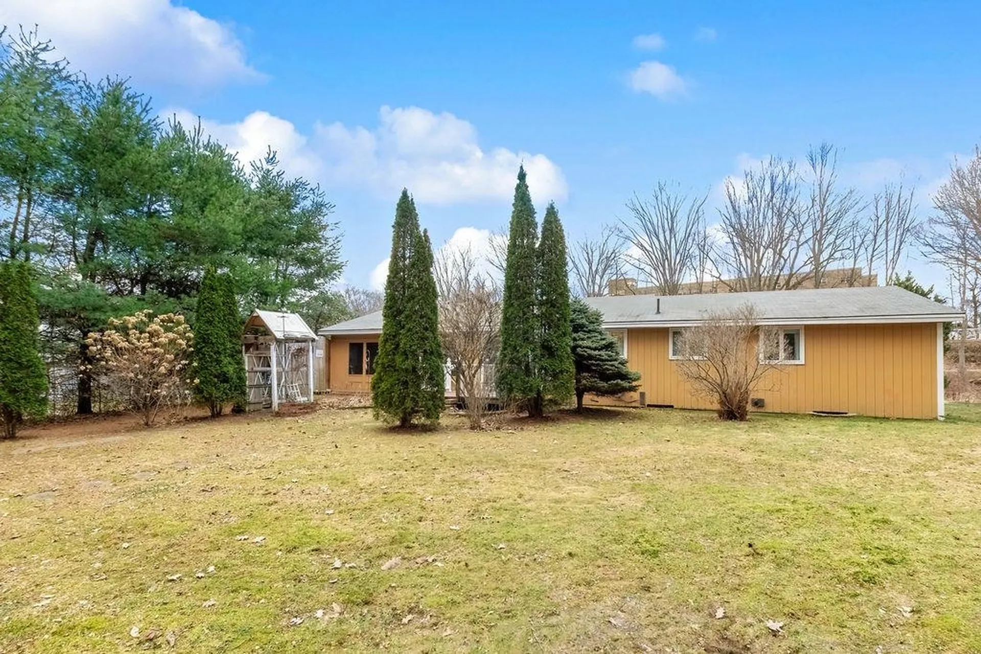 79 East Street Claremont NH 03743