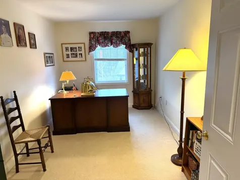 2 Sterling Hill Lane Exeter NH 03833